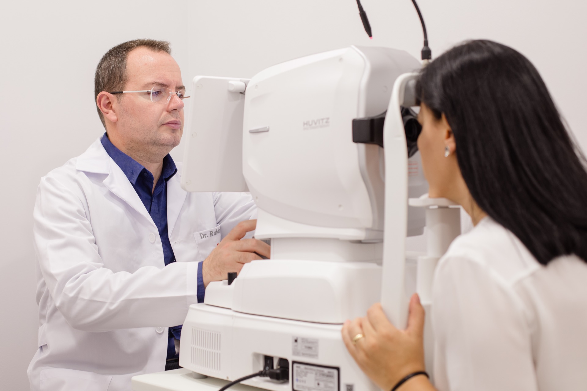 See Well kliniğinde göz muayene odası
